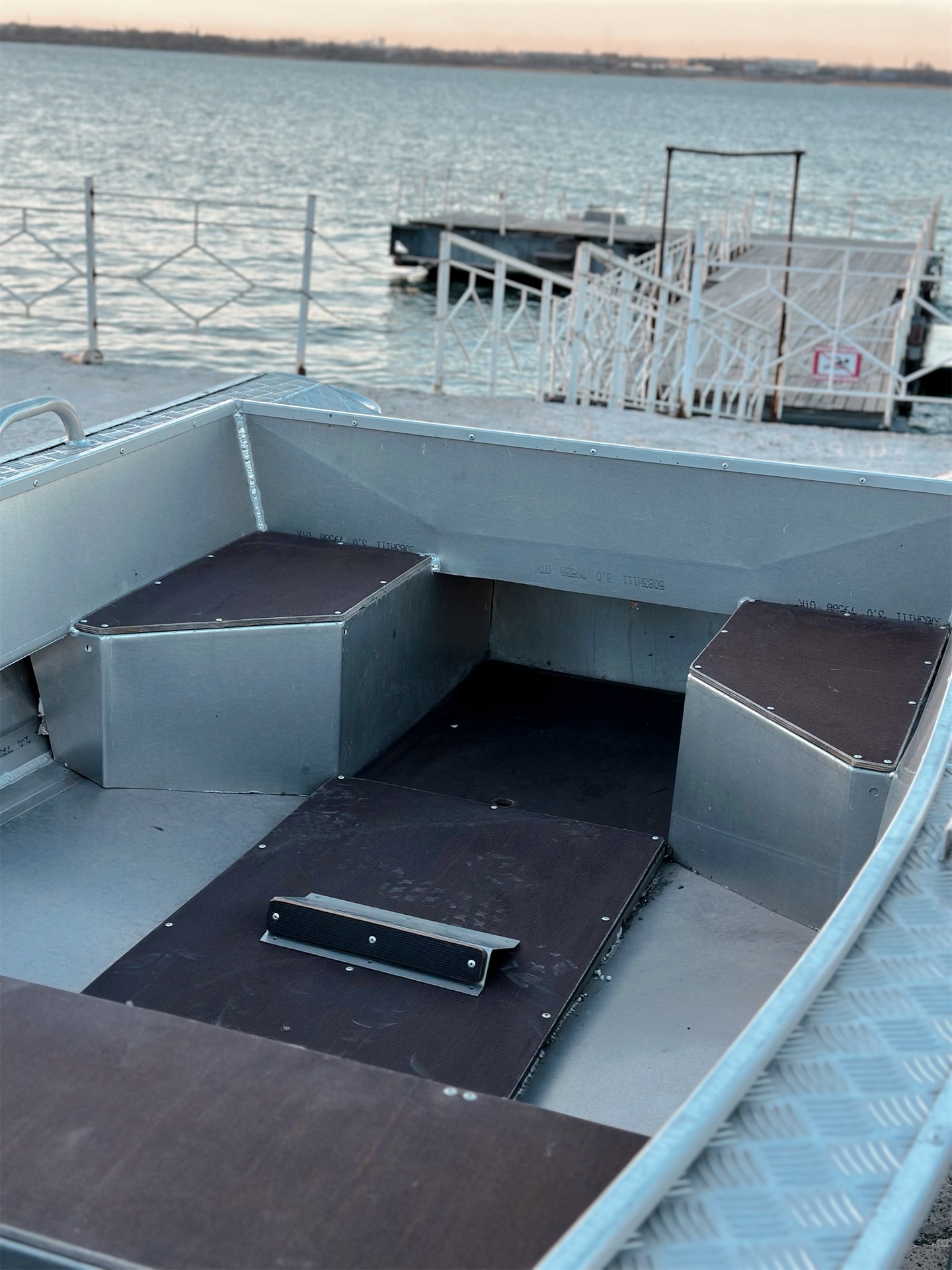 Лодка Kazboat 37