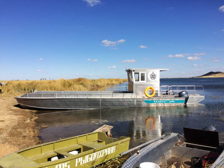 катер Kazboat - 1400